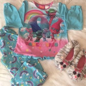 EUC*Girls’ COZY 2pc, long sleeve, Troll pajamas